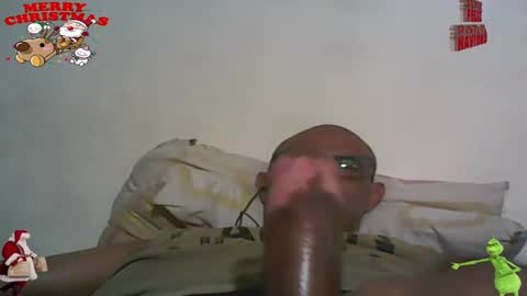 Snapshot of retlam37 chatting on December 14, 8:56 am Walter online show from December 14, 8:56 am