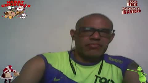 Snapshot of retlam37 chatting on December 24, 8:44 am Walter online show from December 24, 8:44 am