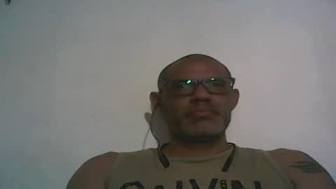 Snapshot of retlam37 chatting on December 28, 7:11 am Walter online show from December 28, 7:11 am