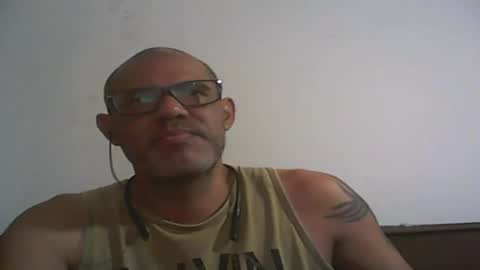 Snapshot of retlam37 chatting on January 17, 6:12 pm Walter online show from January 17, 6:12 pm