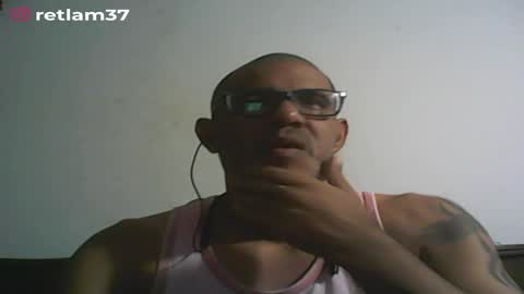 Snapshot of retlam37 chatting on January 18, 4:37 am Walter online show from January 18, 4:37 am