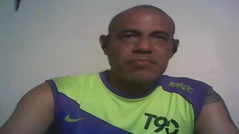 Snapshot of retlam37 chatting on October 4, 3:59 am Walter online show from October 4, 3:59 am