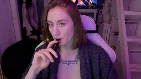 Rie online show from February 7, 4:11 pm