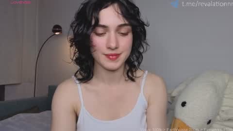 Snapshot of revalation_ chatting on June 9, 3:45 pm Ewiwi online show from June 9, 3:45 pm