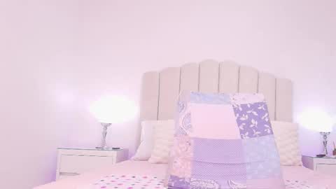 Snapshot of reven_lilith chatting on November 6, 3:07 am REVEN online show from November 6, 3:07 am