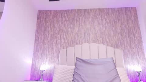 Snapshot of reven_lilith chatting on November 16, 3:01 am REVEN online show from November 16, 3:01 am