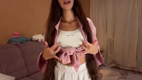 Revi online show from October 12, 5:34 pm