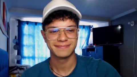 Rex online show from March 8, 8:01 pm