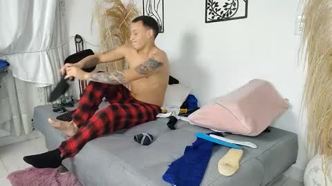 reymasterhot online show from February 16, 11:45 pm