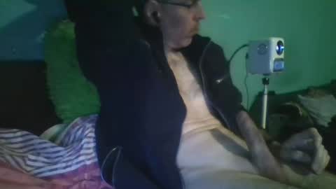 reyes_albert2006 online show from February 23, 11:51 am