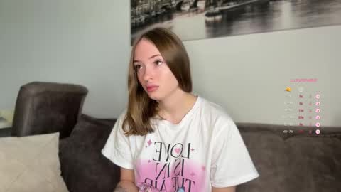 reyeva online show from September 29, 8:41 am