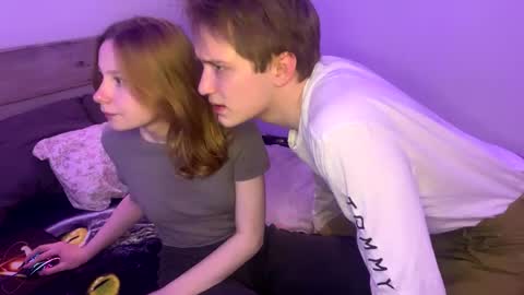 Lola online show from May 5, 7:33 pm