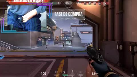 Snapshot of reynspen chatting on November 16, 2:17 am Reynspen online show from November 16, 2:17 am