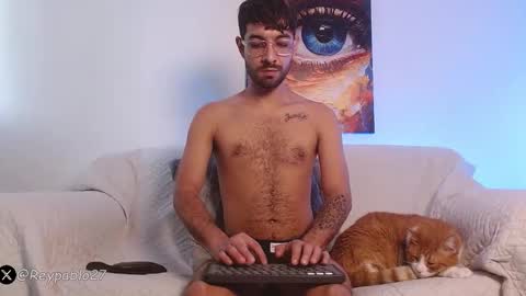 REY PABLO Independent online show from March 11, 9:54 pm