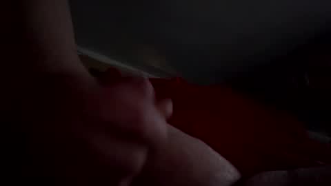 Snapshot of rg693669xxx chatting on January 5, 4:27 pm rg693669xxx online show from January 5, 4:27 pm