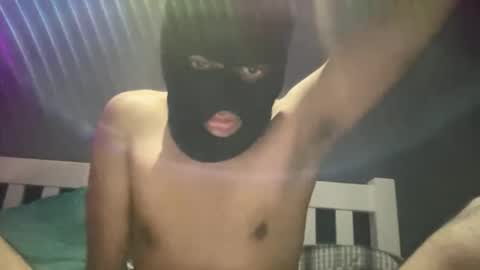 Snapshot of rgrove467 chatting on December 19, 2:18 am Ryan online show from December 19, 2:18 am