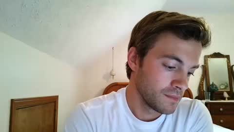 Snapshot of rguy114 chatting on October 7, 3:20 pm Ryan online show from October 7, 3:20 pm