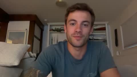 Snapshot of rguy114 chatting on April 24, 12:35 am Ryan online show from April 24, 12:35 am