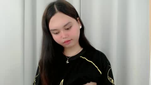 rhianne_fuckdoll online show from November 19, 7:25 pm