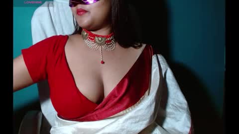 Riya online show from February 6, 10:00 pm