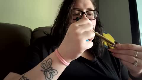 riah_babbie online show from May 18, 12:55 pm