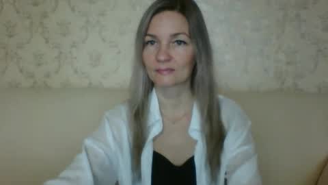 Snapshot of rialur09 chatting on January 18, 11:00 am Galina online show from January 18, 11:00 am