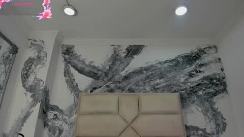 Riana online show from October 12, 9:14 pm