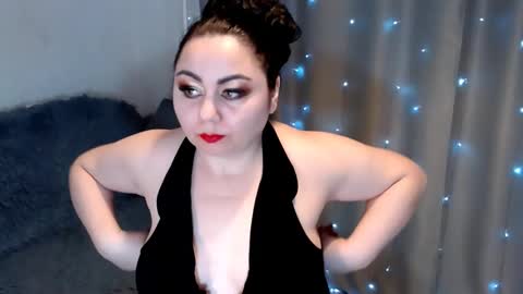 rianneen online show from February 20, 1:40 pm