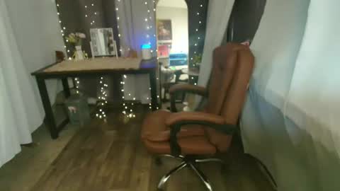 Snapshot of ricahotasain_05 chatting on March 13, 8:10 am Rica online show from March 13, 8:10 am