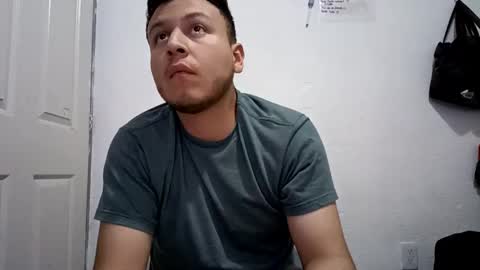 ricardogarcia21 online show from January 14, 7:48 am