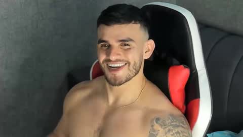 ricardogonzalez666 online show from January 11, 3:23 am