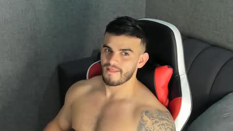 ricardogonzalez666 online show from January 19, 9:02 pm