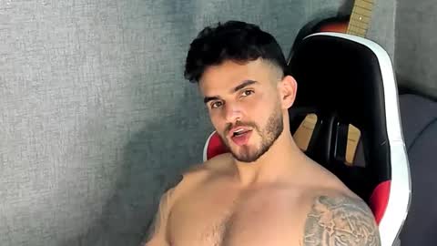 ricardogonzalez666 online show from September 18, 11:51 pm