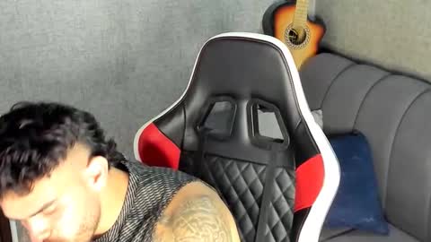 ricardogonzalez666 online show from October 29, 1:08 am