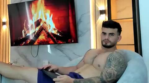 ricardogonzalez666 online show from November 20, 7:35 pm