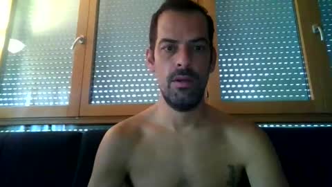 Snapshot of ricardohawtin chatting on November 1, 11:12 am ricardohawtin online show from November 1, 11:12 am