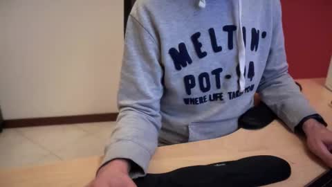Snapshot of riccardofortis chatting on February 4, 6:06 pm riccardofortis online show from February 4, 6:06 pm