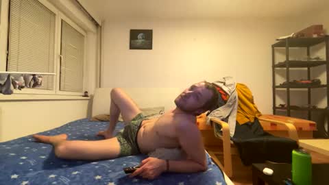 Snapshot of ricciardio chatting on January 6, 9:00 pm ricciardio online show from January 6, 9:00 pm