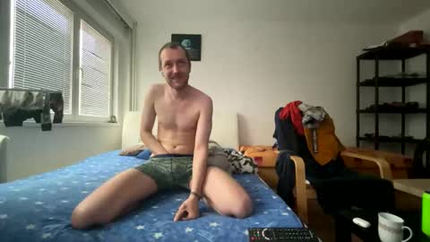 Snapshot of ricciardio chatting on January 7, 8:45 am ricciardio online show from January 7, 8:45 am