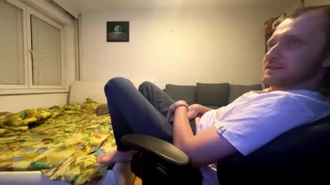 ricciardio online show from November 3, 10:53 pm