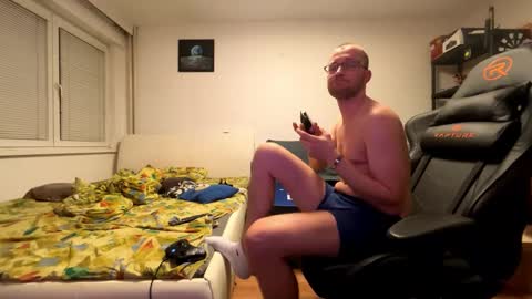 ricciardio online show from November 16, 11:43 pm