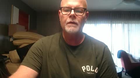 rich32937 online show from April 2, 4:15 pm