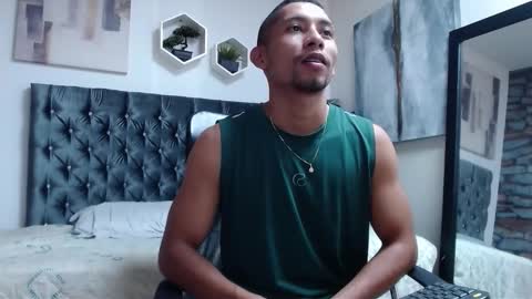 richar_voller online show from November 3, 11:33 am