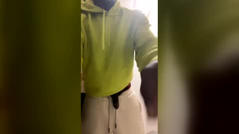 Snapshot of richardacoff1986 chatting on December 14, 8:02 pm richardacoff1986 online show from December 14, 8:02 pm