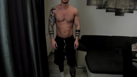 RichardDarell online show from March 26, 6:52 am