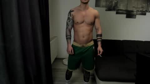 RichardDarell online show from April 7, 5:30 am