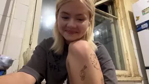 Snapshot of richellearmentrout chatting on July 21, 8:00 pm jenny online show from July 21, 8:00 pm