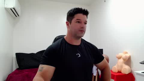 Snapshot of richrolland chatting on February 26, 3:33 pm Rickseduction online show from February 26, 3:33 pm