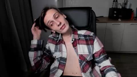 Snapshot of rick_reed chatting on February 22, 12:12 am Rick online show from February 22, 12:12 am