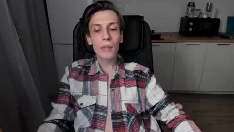 Snapshot of rick_reed chatting on February 22, 11:47 pm Rick online show from February 22, 11:47 pm